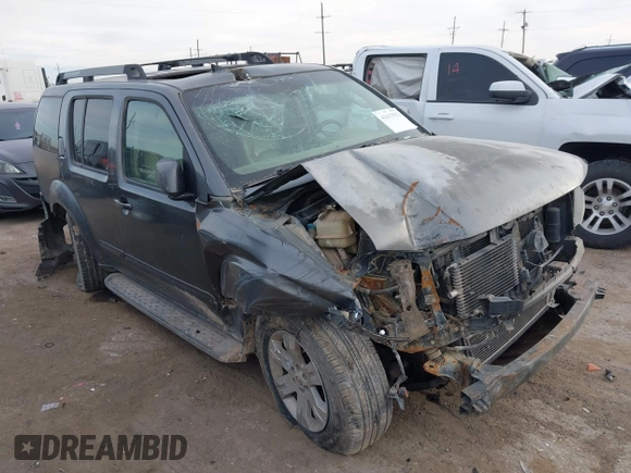 2005 Nissan Pathfinder SE with VIN 5N1AR18U05C707611, listed as a IAAI auction lot 41413932 with 260,777 mi miles. Bid and sale history available at carsss.com. Image 1.