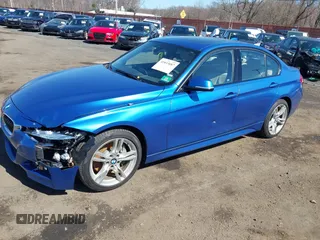2017 BMW 3 Series 340i xDrive with VIN WBA8B7C5XHK806485, listed as a IAAI auction lot 41833087 with 113,236 mi miles. Bid and sale history available at carsss.com. Image 18.