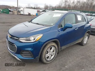 2019 Chevrolet Trax LT with VIN 3GNCJPSB8KL305731, listed as a IAAI auction lot 41953636 with 99,983 mi miles. Bid and sale history available at carsss.com. Image 2.