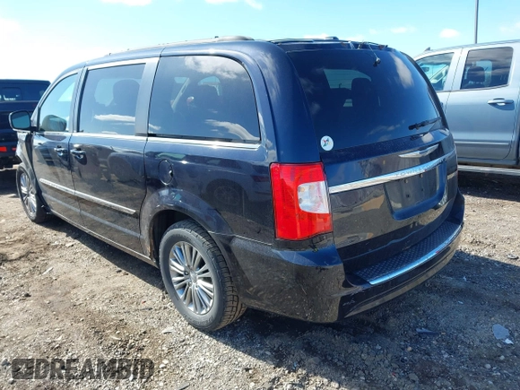 2011 Chrysler Town & Country Touring with VIN 2A4RR5DG4BR614120, listed as a IAAI auction lot 41886641 with 212,414 mi miles. Bid and sale history available at carsss.com. Image 3.