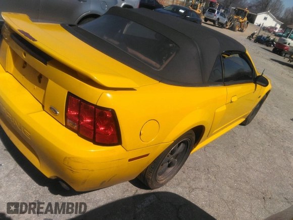 2003 Ford Mustang GT Deluxe with VIN 1FAFP45X93F305703, listed as a IAAI auction lot 41767835 with 173,111 mi miles. Bid and sale history available at carsss.com. Image 4.