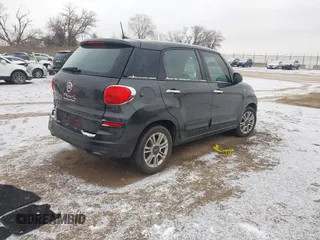 2018 FIAT 500L Pop with VIN ZFBCFAAH4JZ041009, listed as a IAAI auction lot 41213961 with 124,800 mi miles and . Bid and sale history available at DreamBid. Image 4.