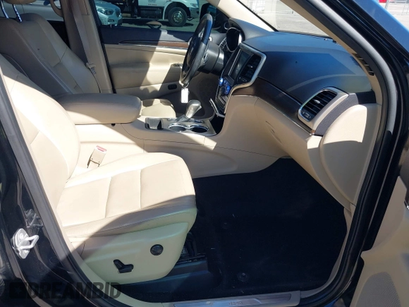 2017 Jeep Grand Cherokee Limited with VIN 1C4RJEBGXHC925794, listed as a IAAI auction lot 41846659 with 80,984 mi miles. Bid and sale history available at carsss.com. Image 5.