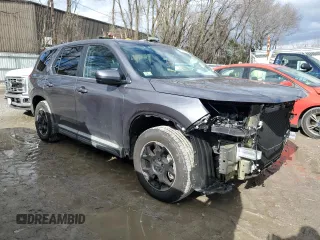 2025 Honda Pilot EX-L с VIN 5FNYG1H43SB049113, выставлен на аукционе Copart как лот 46674795 с пробегом 2 262 миль миль и Списание • Salvage title. История ставок и продаж доступна на DreamBid. Изображение 4.