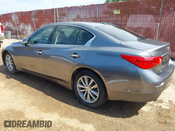 2016 Infiniti Q50 3.0t Premium with VIN JN1EV7AP4GM304093, listed as a IAAI auction lot 42021671 with 61,581 mi miles. Bid and sale history available at carsss.com. Image 3.