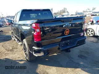 2024 Chevrolet Silverado 1500 Custom Trail Boss with VIN 3GCPDCEK6RG332029, listed as a IAAI auction lot 41299212 with 7,480 mi miles. Bid and sale history available at carsss.com. Image 3.