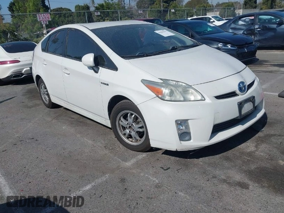 2010 Toyota Prius II with VIN JTDKN3DUXA0131219, listed as a IAAI auction lot 41635015 with Not Provided miles. Bid and sale history available at carsss.com. Image 1.