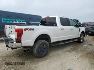 2017 Ford F-250 Lariat z VIN 1FT7W2BTXHEF43726, wystawiony jako Copart lot #52583145 z przebiegiem 226 834 mil mil oraz Tytuł czysty. Historia ofert i sprzedaży dostępna na DreamBid. Obrazek 3.