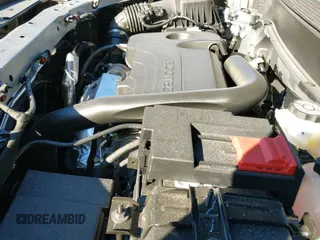 2025 Chevrolet Equinox AWD LT z VIN 3GNAXPEGXSL187601, wystawiony jako IAAI lot #41706939 z przebiegiem 5 804 mil mil oraz . Historia ofert i sprzedaży dostępna na DreamBid. Obrazek 19.