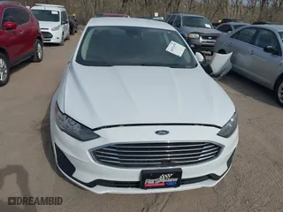 2019 Ford Fusion Hybrid SE with VIN 3FA6P0LU0KR164670, listed as a IAAI auction lot 41811458 with 91,428 mi miles. Bid and sale history available at carsss.com. Image 12.