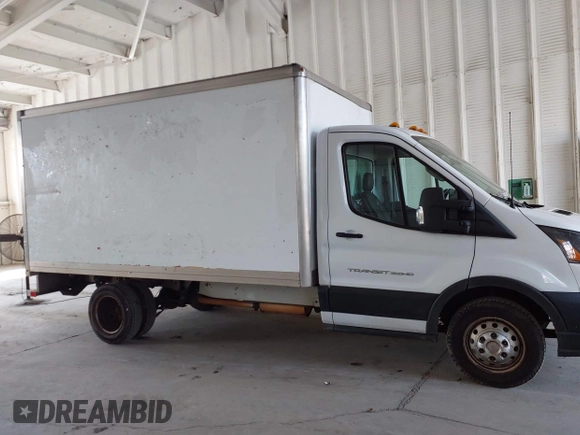 2020 Ford Transit с VIN 1FDBF6Z80LKA32244, выставлен на аукционе IAAI как лот 42362032 с пробегом 139 424 миль миль и . История ставок и продаж доступна на DreamBid. Изображение 13.