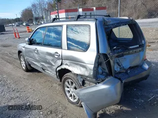 2007 Subaru Forester X w/Premium Pkg with VIN JF1SG65647H701713, listed as a IAAI auction lot 41464333 with 184,305 mi miles. Bid and sale history available at carsss.com. Image 3.
