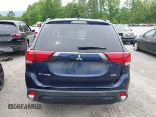 2020 Mitsubishi Outlander ES z VIN JA4AZ3A31LZ042840, wystawiony jako IAAI lot #42276774 z przebiegiem 88 513 mil mil oraz . Historia ofert i sprzedaży dostępna na DreamBid. Obrazek 16.