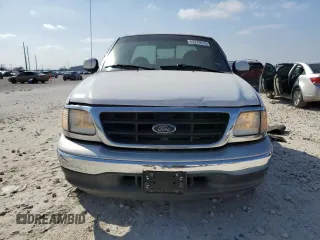 1999 Ford F-250 с VIN 1FTRX27L8XKA26097, выставлен на аукционе Copart как лот 43270015 с пробегом 201 792 миль миль и Списание • Salvage title. История ставок и продаж доступна на DreamBid. Изображение 5.