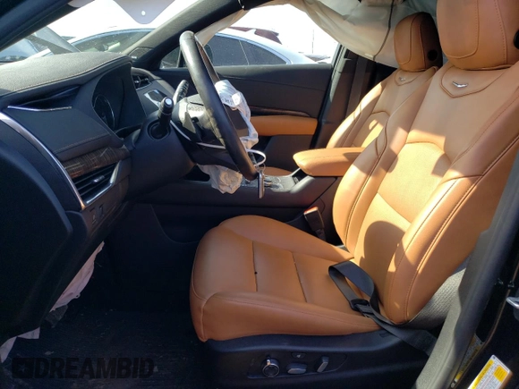 2021 Cadillac XT4 AWD Premium Luxury with VIN 1GYFZDR41MF002835, listed as a Copart auction lot 49384424 with 9,984 mi miles and Salvage Title. Bid and sale history available at carsss.com. Image 7.