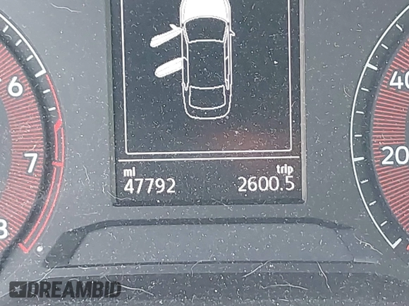 2021 Volkswagen Jetta S z VIN 3VWC57BU0MM098146, wystawiony jako IAAI lot #42201070 z przebiegiem 47 792 mil mil oraz . Historia ofert i sprzedaży dostępna na DreamBid. Obrazek 14.