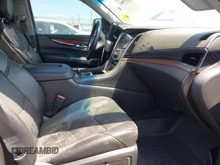 2018 Cadillac Escalade ESV Premium Luxury z VIN 1GYS4JKJ3JR160602, wystawiony jako IAAI lot #42075001 z przebiegiem 100 899 mil mil oraz . Historia ofert i sprzedaży dostępna na DreamBid. Obrazek 5.