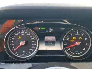 2019 Mercedes-Benz CLS with VIN WDD2J5JB5KA029984, listed as a Copart auction lot 44841745 with 23,924 mi miles and Salvage Title. Bid and sale history available at carsss.com. Image 9.