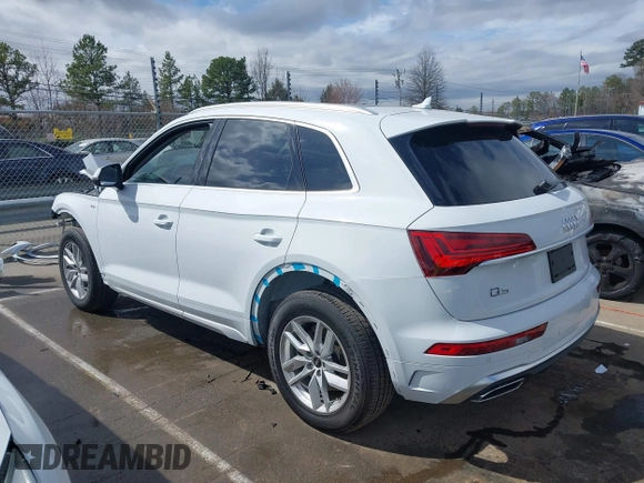 2024 Audi Q5 S line Premium with VIN WA1GAAFY4R2014543, listed as a IAAI auction lot 41704011 with 10,826 mi miles and . Bid and sale history available at DreamBid. Image 15.