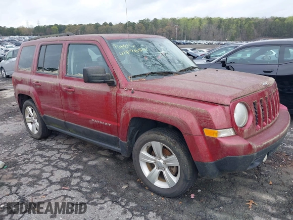 2013 Jeep Patriot Latitude with VIN 1C4NJPFA3DD237804, listed as a IAAI auction lot 41876591 with 73,852 mi miles. Bid and sale history available at carsss.com. Image 1.
