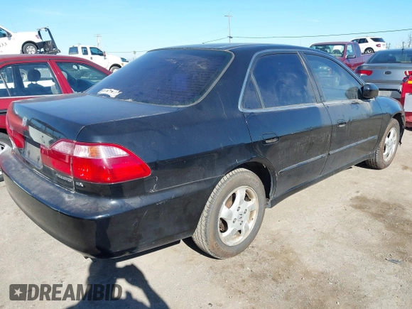 2000 Honda Accord EX z VIN JHMCG6672YC033056, wystawiony jako IAAI lot #41866960 z przebiegiem 217 289 mil mil oraz . Historia ofert i sprzedaży dostępna na DreamBid. Obrazek 4.