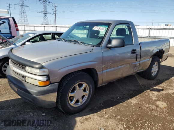 2002 Chevrolet Silverado 1500 with VIN 1GCEC14W52Z198932, listed as a Copart auction lot 51978105 with 188,211 mi miles and Salvage Title. Bid and sale history available at carsss.com. Image 1.