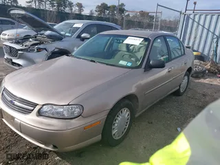 2000 Chevrolet Malibu with VIN 1G1ND52J9Y6131068, listed as a IAAI auction lot 41436575 with 111,844 mi miles. Bid and sale history available at carsss.com. Image 2.