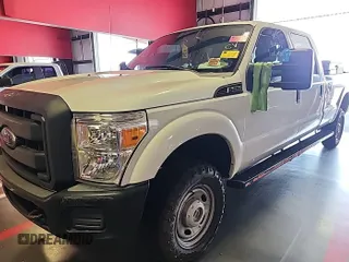 2015 Ford F-250 Lariat z VIN 1FT7W2B61FEC91968, wystawiony jako IAAI lot #42479887 z przebiegiem 171 621 mil mil oraz . Historia ofert i sprzedaży dostępna na DreamBid. Obrazek 1.