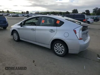 2012 Toyota Prius with VIN JTDKN3DP5C3014787, listed as a Copart auction lot 46526675 with 113,960 mi miles and Clean Title. Bid and sale history available at DreamBid. Image 2.