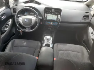 2014 Nissan LEAF SV z VIN 1N4AZ0CP1EC333371, wystawiony jako Copart lot #55648645 z przebiegiem 71 414 mil mil oraz Szkoda całkowita • Salvage title. Historia ofert i sprzedaży dostępna na DreamBid. Obrazek 8.