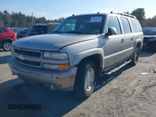 2004 Chevrolet Suburban Z71 with VIN 3GNFK16T94G306117, listed as a IAAI auction lot 41802606 with 172,269 mi miles. Bid and sale history available at carsss.com. Image 2.