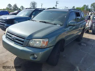 2004 Toyota Highlander with VIN JTEEP21A340048257, listed as a IAAI auction lot 41940474 with 255,423 mi miles. Bid and sale history available at carsss.com. Image 2.