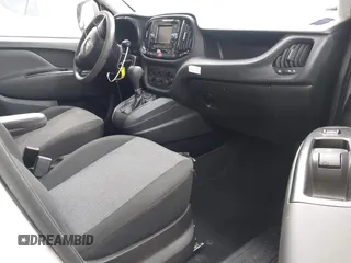2018 Ram ProMaster City Cargo Tradesman z VIN ZFBERFAB0J6K37622, wystawiony jako IAAI lot #42424389 z przebiegiem 70 379 mil mil oraz . Historia ofert i sprzedaży dostępna na DreamBid. Obrazek 5.