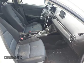 2016 Scion iA z VIN 3MYDLBZV6GY138680, wystawiony jako IAAI lot #42240425 z przebiegiem 100 191 mil mil oraz . Historia ofert i sprzedaży dostępna na DreamBid. Obrazek 5.