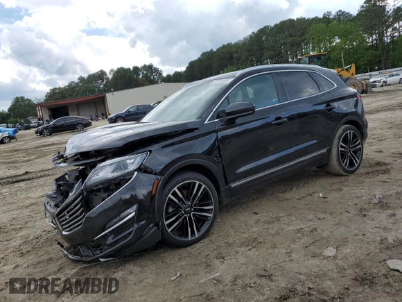 2018 Lincoln MKC Reserve z VIN 5LMTJ3DH7JUL33049, wystawiony jako Copart lot #57151205 z przebiegiem 39 594 mil mil oraz Szkody całkowita. Historia ofert i sprzedaży dostępna na DreamBid. Obrazek 1.