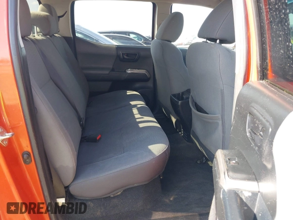 2017 Toyota Tacoma SR with VIN 5TFAX5GN1HX103476, listed as a IAAI auction lot 41555651 with 71,076 mi miles. Bid and sale history available at carsss.com. Image 8.