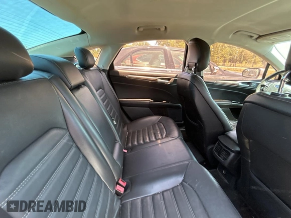 2014 Ford Fusion SE with VIN 3FA6P0HDXER214049, listed as a Copart auction lot 55528745 with 203,921 mi miles and Clean Title. Bid and sale history available at carsss.com. Image 6.