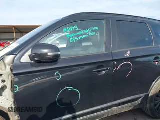 2020 Mitsubishi Outlander SE z VIN JA4AD3A39LZ031129, wystawiony jako IAAI lot #40262423 z przebiegiem 67 241 mil mil oraz . Historia ofert i sprzedaży dostępna na DreamBid. Obrazek 15.