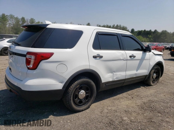 2016 Ford Police Interceptor Utility z VIN 1FM5K8AR3GGC95703, wystawiony jako Copart lot #59767605 z przebiegiem 197 427 mil mil oraz Czysty tytuł • Clean title. Historia ofert i sprzedaży dostępna na DreamBid. Obrazek 3.