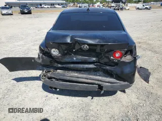 2009 Volkswagen Jetta SE with VIN 3VWRZ71K39M139505, listed as a Copart auction lot 57687645 with 217,149 mi miles and Salvage title. Bid and sale history available at DreamBid. Image 6.
