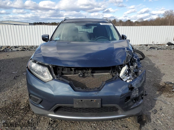 2016 Nissan Rogue SV with VIN KNMAT2MV4GP708914, listed as a Copart auction lot 48289565 with 104,527 mi miles and Salvage Title. Bid and sale history available at carsss.com. Image 5.