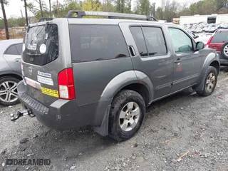 2006 Nissan Pathfinder SE with VIN 5N1AR18U26C676041, listed as a IAAI auction lot 41872718 with 254,585 mi miles. Bid and sale history available at carsss.com. Image 4.