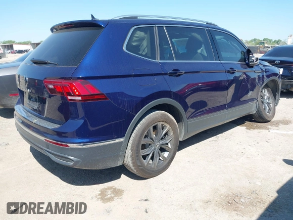 2023 Volkswagen Tiguan SE с VIN 3VV3B7AX6PM106893, выставлен на аукционе IAAI как лот 41971785 с пробегом 31 718 миль миль и . История ставок и продаж доступна на DreamBid. Изображение 4.