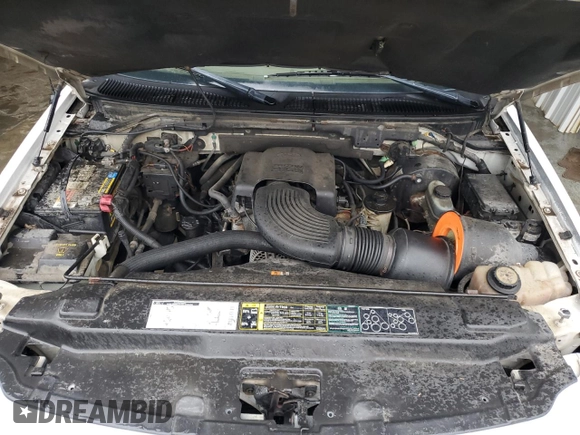 2002 Ford F-150 XLT with VIN 1FTRW08692KE20555, listed as a Copart auction lot 73571414 with 166,288 mi miles and Clean Title. Bid and sale history available at carsss.com. Image 11.