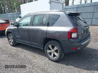 2017 Jeep Compass High Altitude with VIN 1C4NJDEB5HD175630, listed as a IAAI auction lot 42066679 with 114,585 mi miles. Bid and sale history available at carsss.com. Image 3.