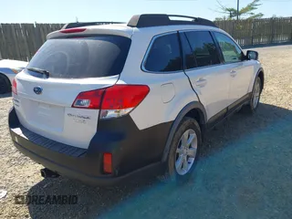 2013 Subaru Outback 2.5i Premium with VIN 4S4BRBCC9D3266732, listed as a IAAI auction lot 42146112 with 236,001 mi miles. Bid and sale history available at carsss.com. Image 4.