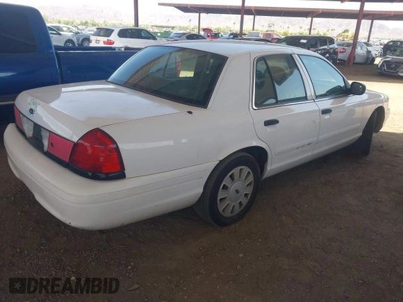 2006 Ford Police Interceptor z VIN 2FAHP71W26X142764, wystawiony jako IAAI lot #42387490 z przebiegiem Nie podano mil oraz . Historia ofert i sprzedaży dostępna na DreamBid. Obrazek 4.