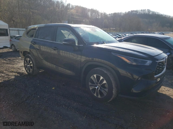 2023 Toyota Highlander Hybrid XLE with VIN 5TDKBRCH6PS579267, listed as a Copart auction lot 50688165 with 49,842 mi miles and Salvage Title. Bid and sale history available at carsss.com. Image 4.