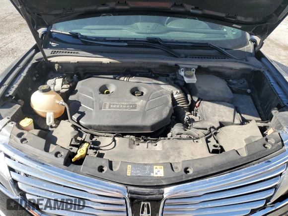 2017 Lincoln MKC Reserve z VIN 5LMTJ3DH4HUL03338, wystawiony jako Copart lot #61224815 z przebiegiem 68 785 mil mil oraz Szkoda całkowita • Salvage title. Historia ofert i sprzedaży dostępna na DreamBid. Obrazek 12.