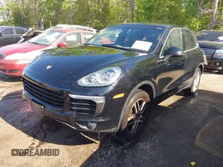 2016 Porsche Cayenne z VIN WP1AA2A23GLA04144, wystawiony jako IAAI lot #42117178 z przebiegiem 70 255 mil mil oraz . Historia ofert i sprzedaży dostępna na DreamBid. Obrazek 2.